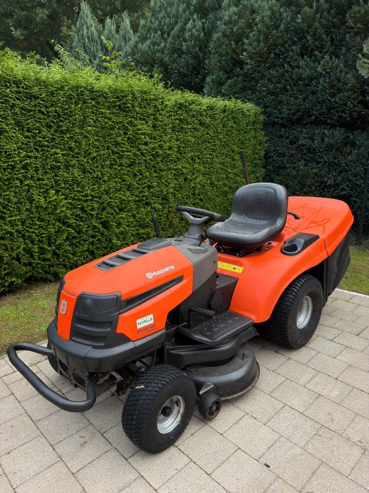 zitmaaier husqvarna cth140twin -> GENK BELGIE, Ophalen of Verzenden