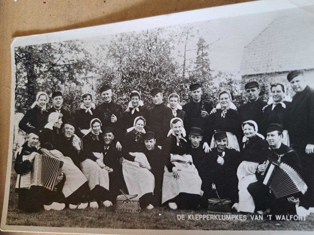 Ansichtkaart Klepperklumpkes Aalten 1950, Verzenden, 1940 tot 1960, Gelopen, Gelderland