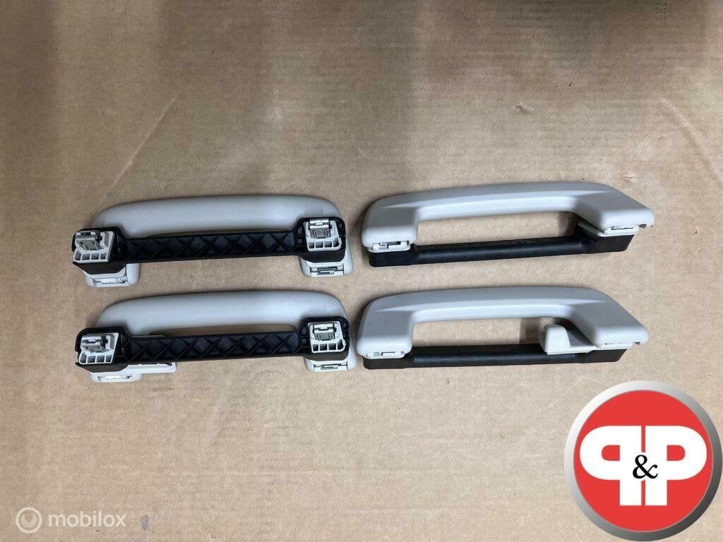 Set VW Tiguan CT1 Handvat 5H0867660, Auto-onderdelen