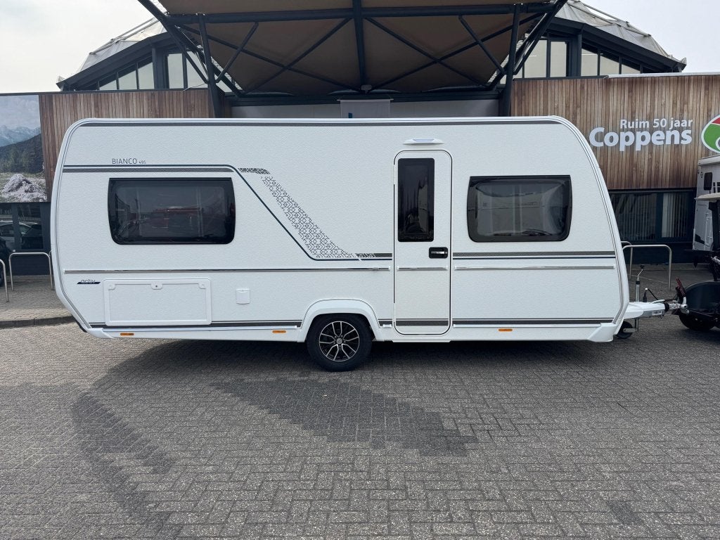 Fendt Bianco Activ 495 SFE 2026 BLACKLINE ACTIE!!!, Caravans en Kamperen, Overige typen, Bedrijf, Treinzit, Schokbreker