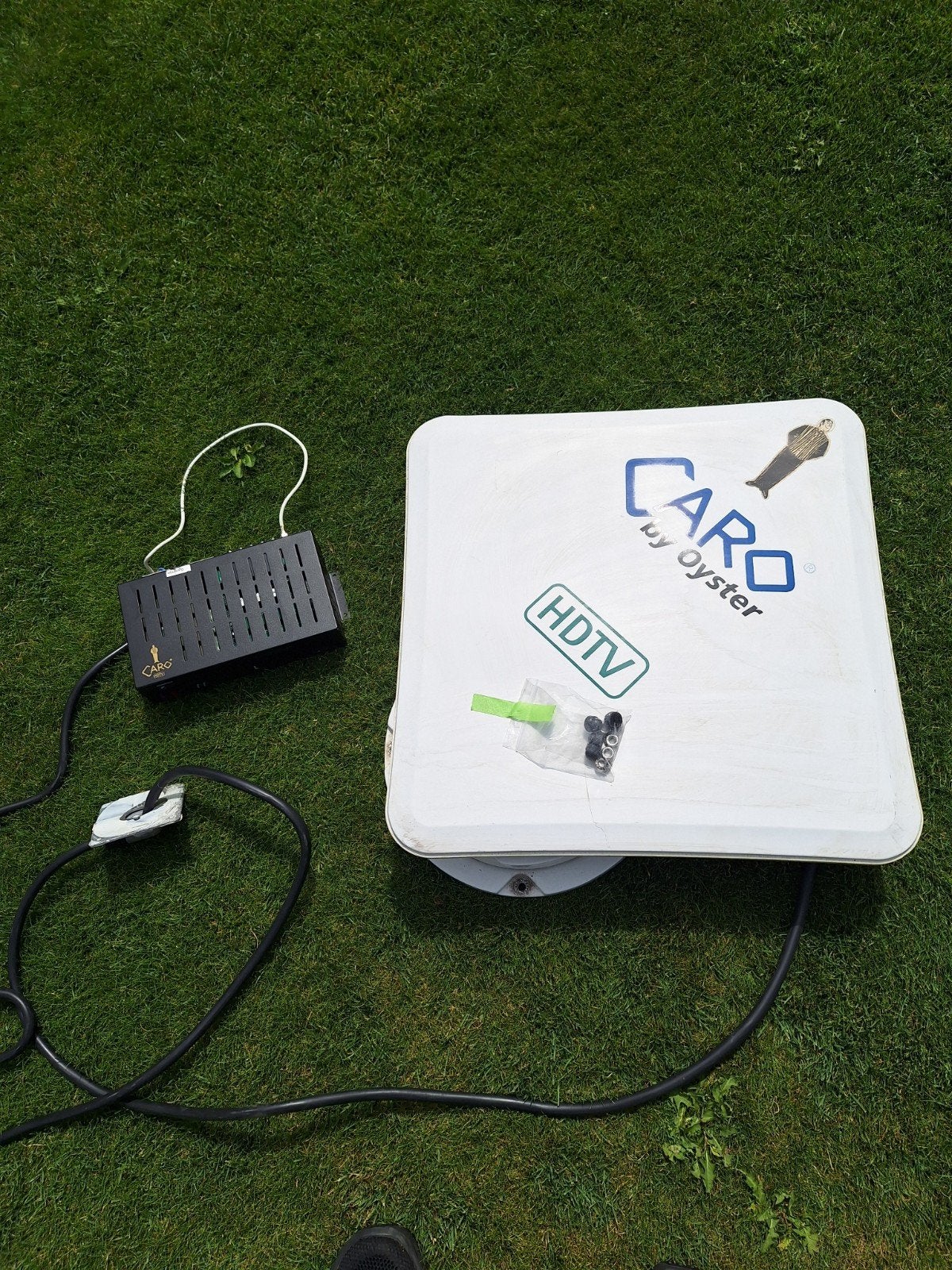 Caro by Oyster HDTV schotelantenne met ontvanger, Ophalen, Gebruikt, (Schotel)antenne, Overige merken