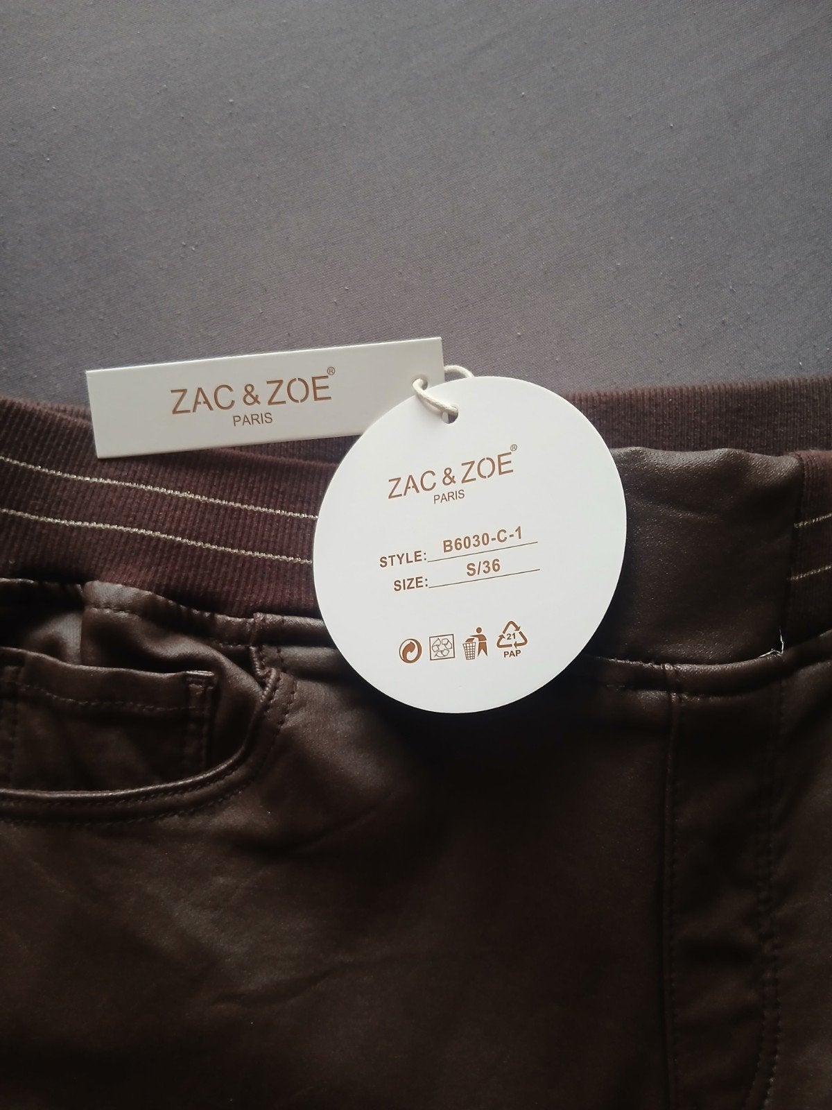 ZAC & ZOE Paris Bruine Gecoate Broek Maat S/36, ZAC & ZOE, Bruin, Nieuw, Ophalen of Verzenden