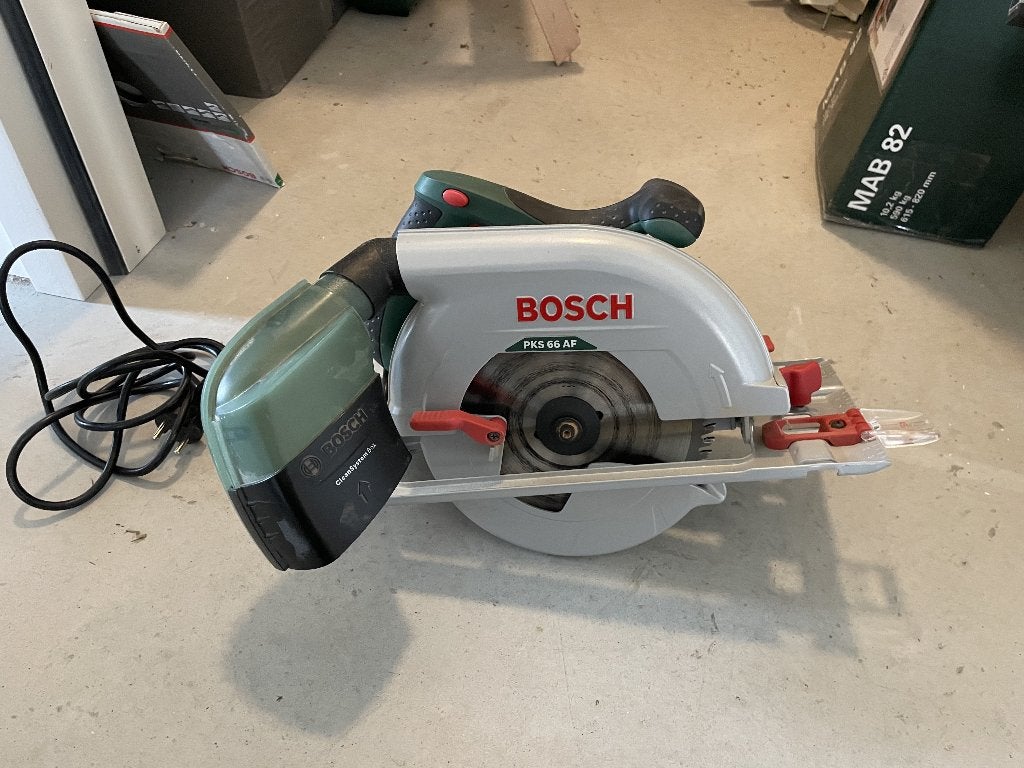Bosch PKS 66 AF cirkelzaag + geleiderail + extra zaagblad, Ophalen of Verzenden