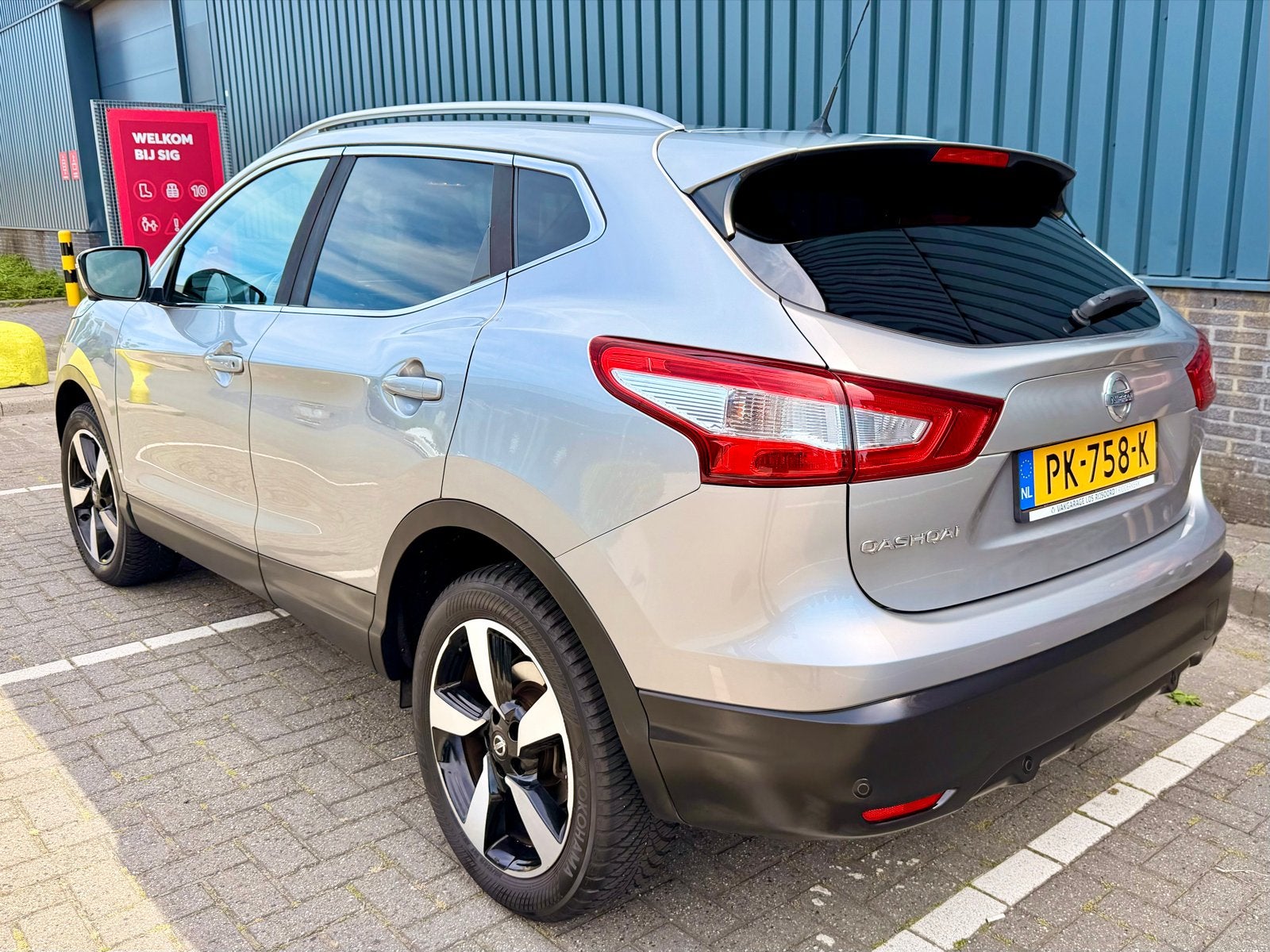 Nissan Qashqai N-Connecta 1.2 Dig-T 2017 Grijs, Auto's, Nissan, Voorwielaandrijving, Zwart, 4 cilinders, Origineel Nederlands