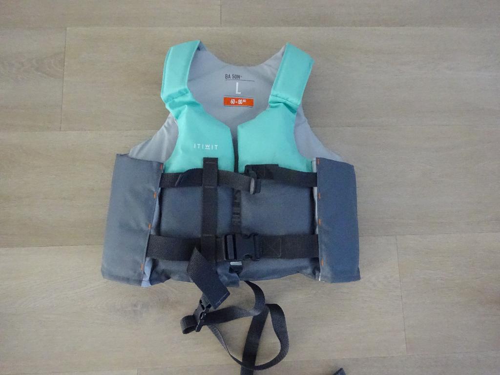 DECATHLON ZWEMVEST 60 - 80 KG GROEN/GRIJS Z.G.A.N., Ophalen of Verzenden, Zo goed als nieuw, Dame of Heer, Reddingsvest of Zwemvest