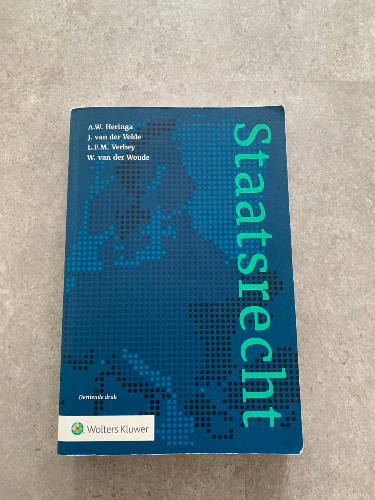 Staatsrecht - Heringa ea, 13de druk, Ophalen of Verzenden, Gamma, Gelezen, WO