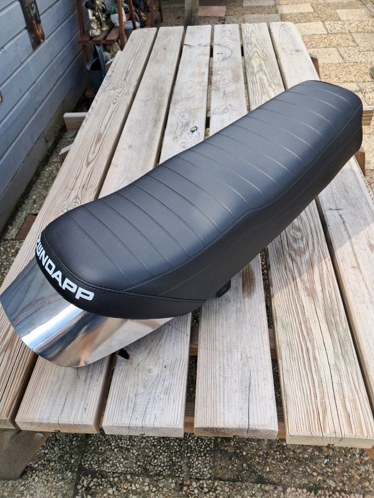 Zeer sportief buddyseat chroom achterkant, Ophalen of Verzenden, Zo goed als nieuw, Zadel