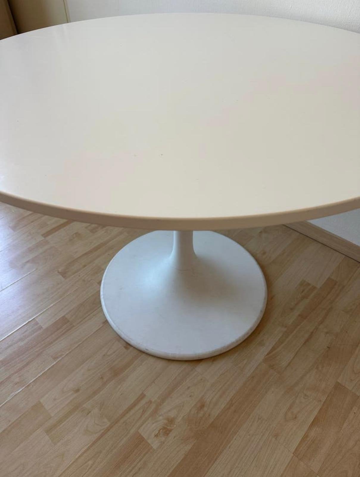 Witte ronde eettafel - Tulip stijl, Ophalen, Kunststof, 100 tot 150 cm, Rond