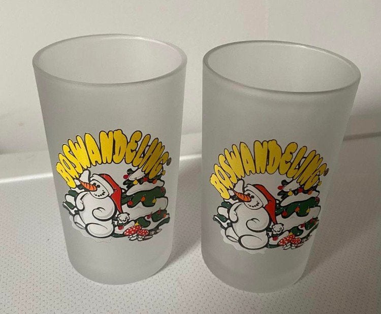 2 Frosted glazen van Boswandeling. H. 10 cm., Verzamelen, Ophalen of Verzenden, Zo goed als nieuw, Borrel- of Shotglas