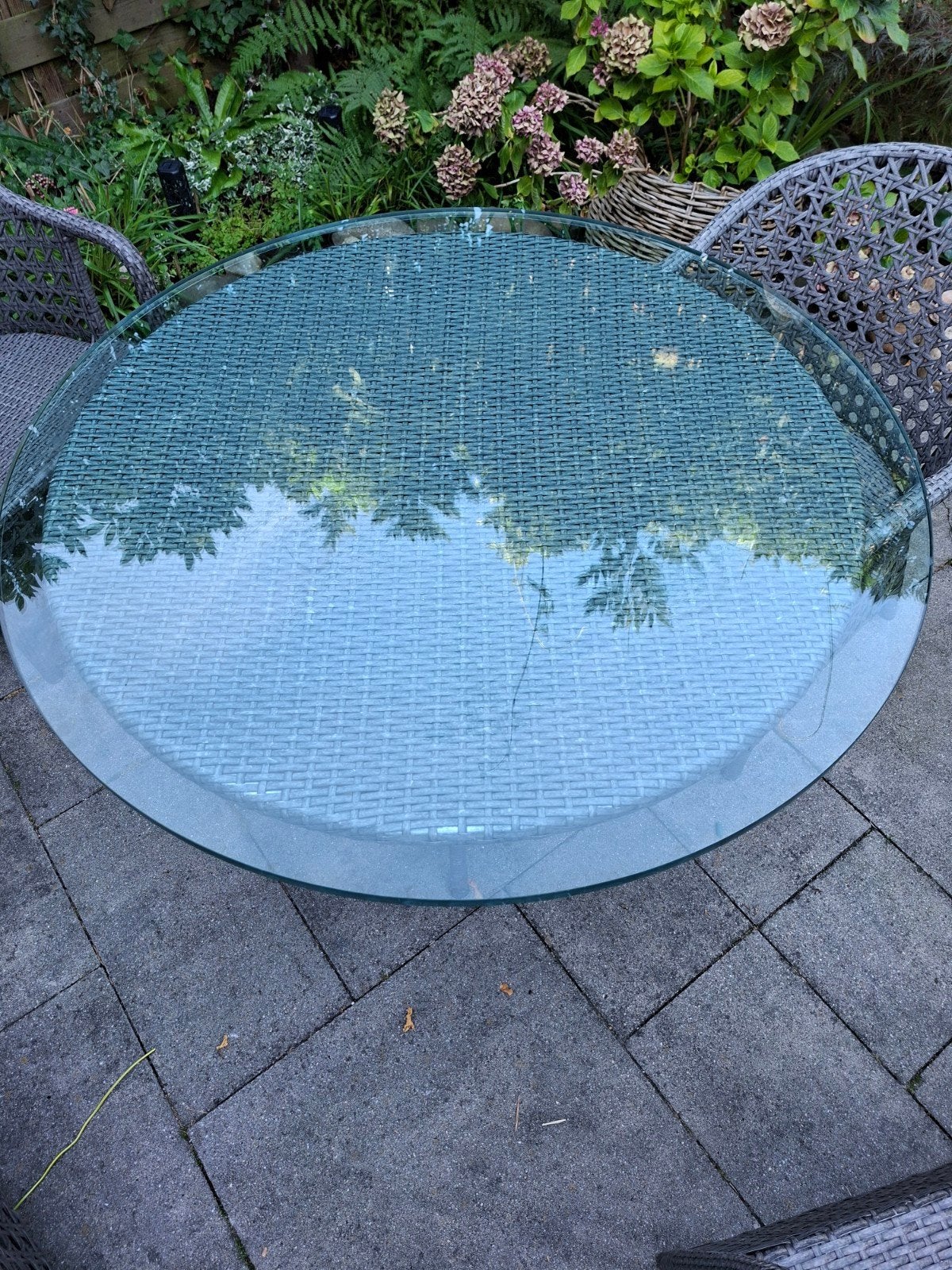Rond glazen tafelblad, 110 cm diameter, 2 cm dik, Tuin en Terras, Ophalen, Gebruikt, Rond