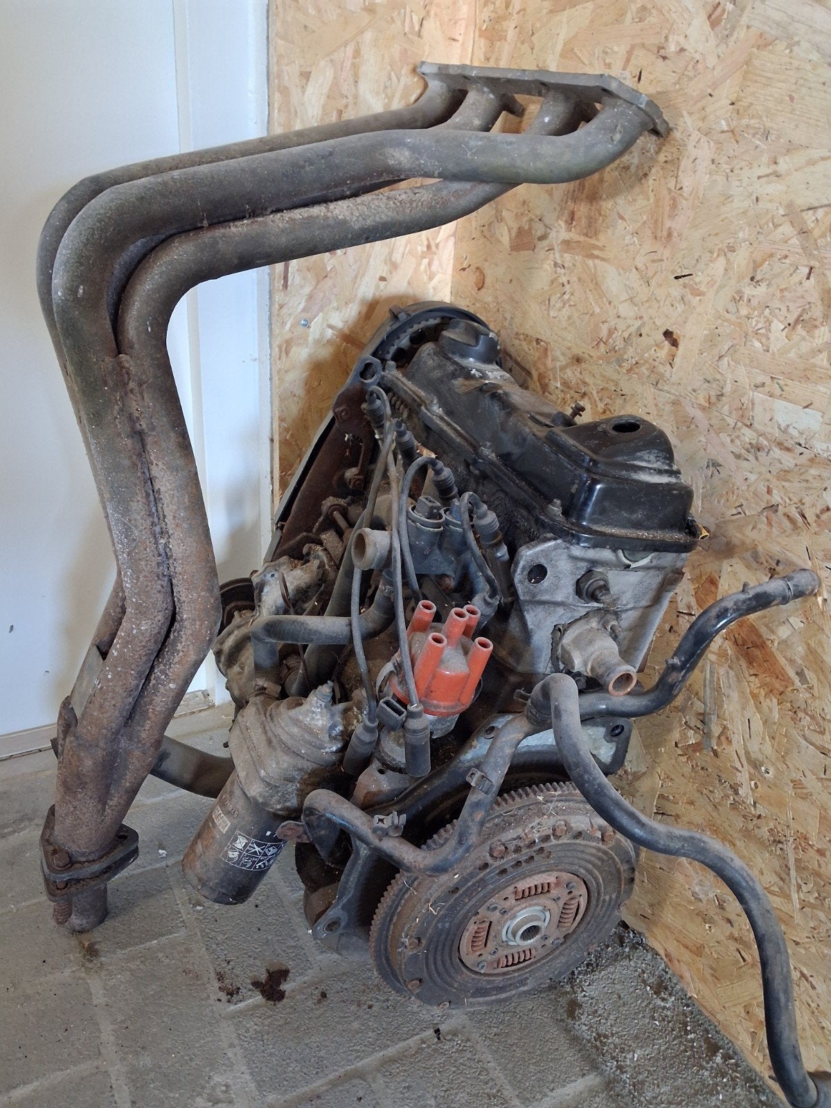 VW 1.8 DX Motor, cilinderkop met hydraulische klepstoters, Ophalen of Verzenden, Gebruikt, Volkswagen