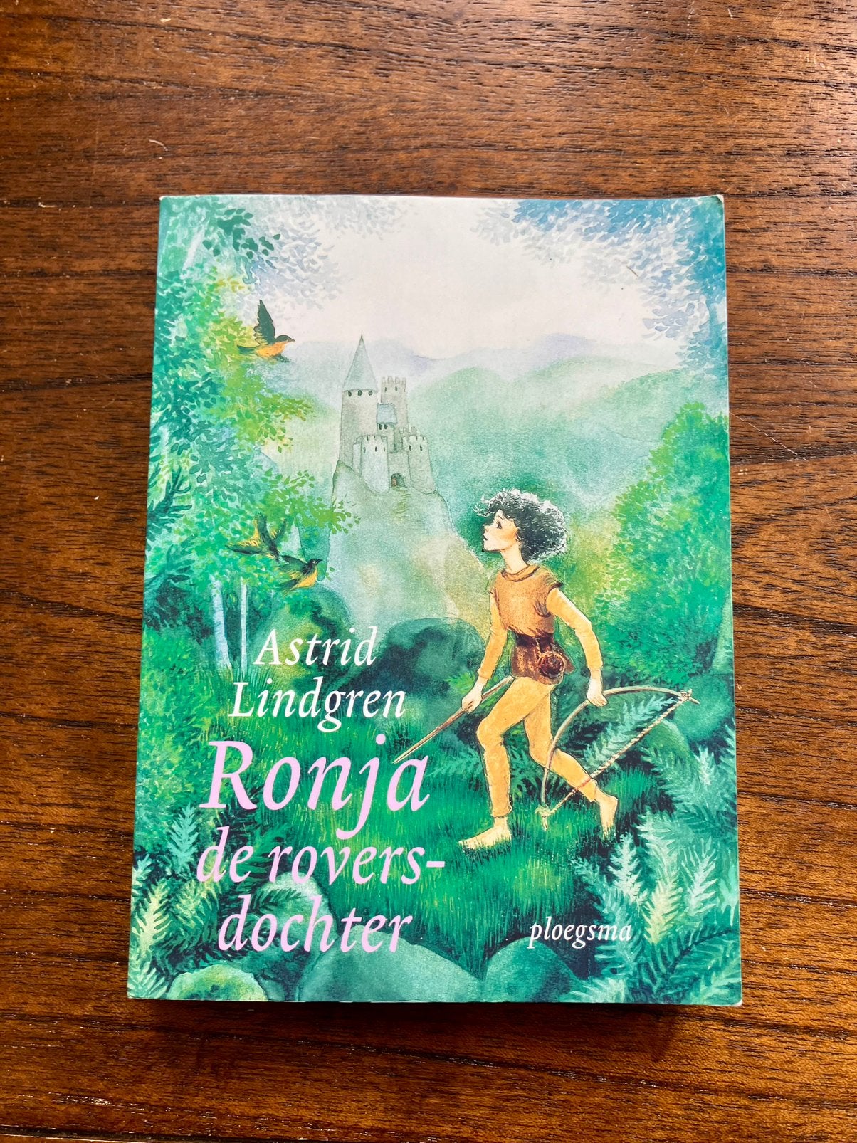 Astrid Lindgren - Ronja de roversdochter, Astrid Lindgren, Ophalen of Verzenden, Zo goed als nieuw, Fictie