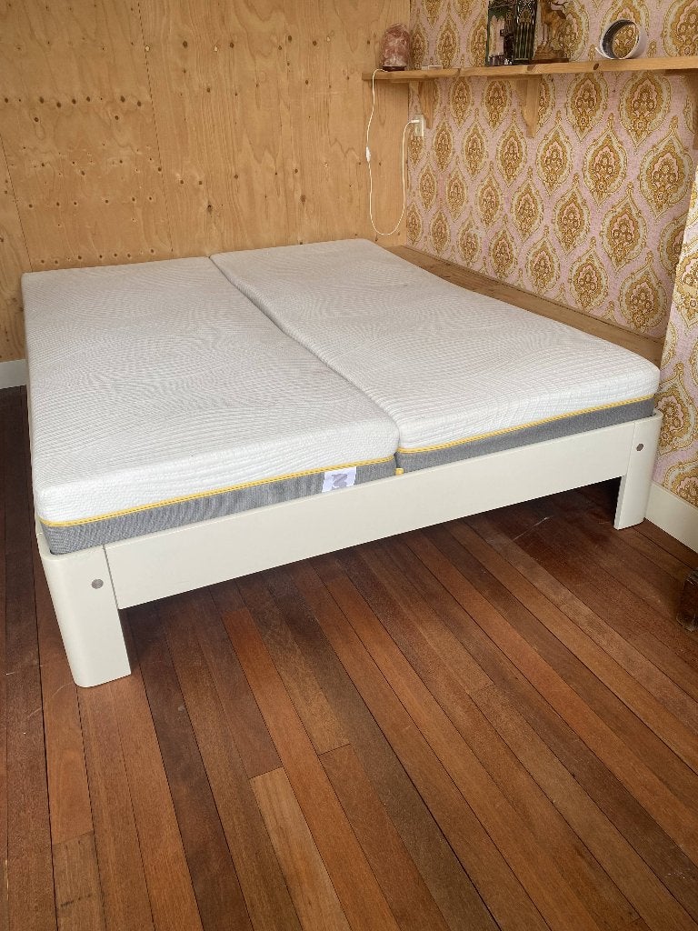 Auping 2 persoonsbed 160 bij 2 meter, Huis en Inrichting, Slaapkamer | Bedden, Ophalen, Overige materialen, Gebruikt, Tweepersoons