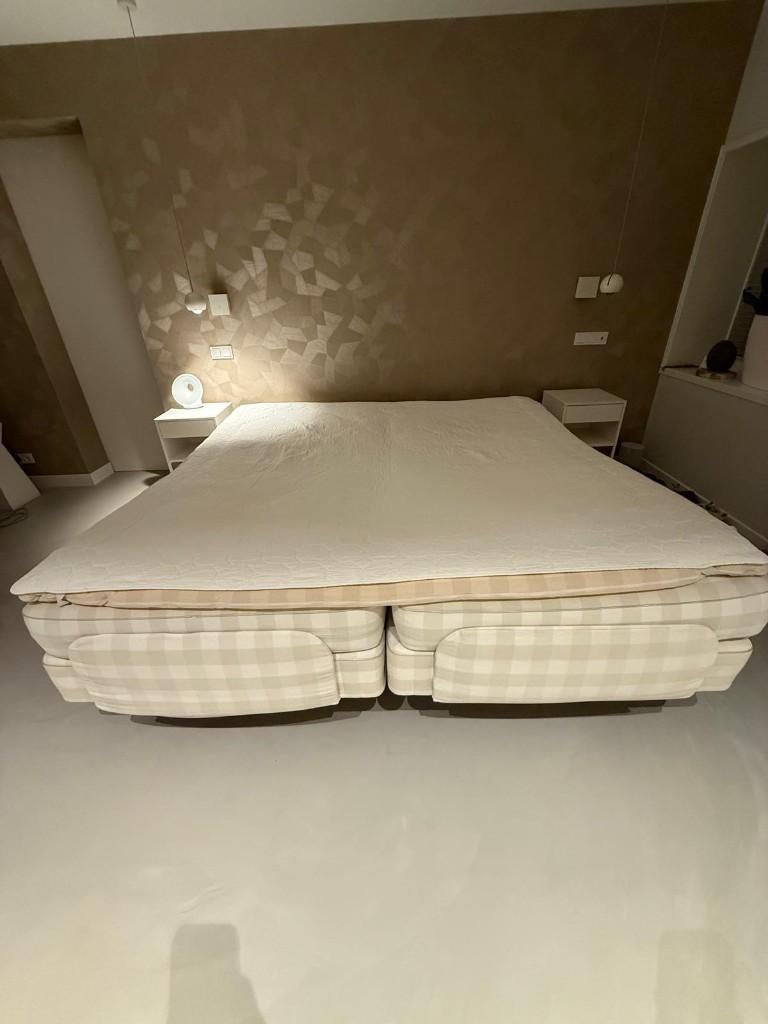 Hästens  Boxspring, Ophalen, Gebruikt, 210 cm, Tweepersoons