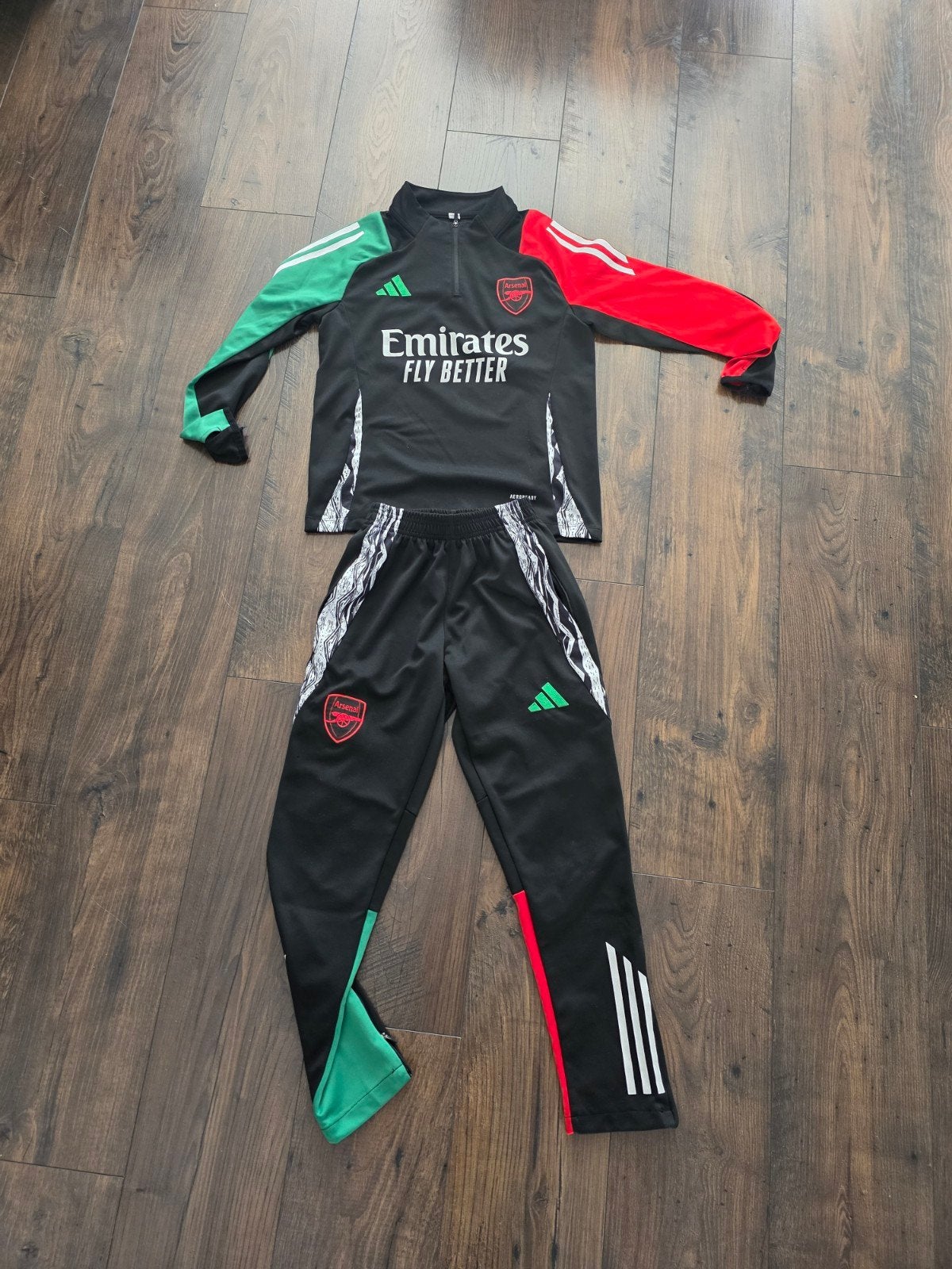 Arsenal Trainingspak Zwart/Rood/Groen - Maat M, Meerkleurig, Overige maten, Ophalen of Verzenden, Zo goed als nieuw