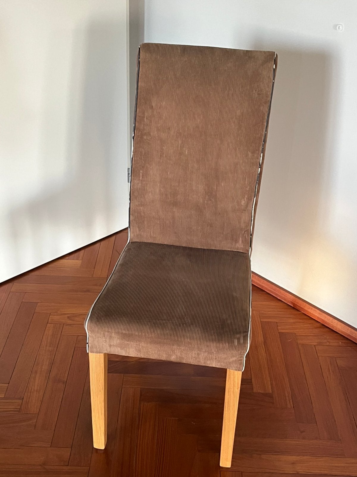 4 stoelen, Gebruikt, Bruin, Ophalen of Verzenden, Vier