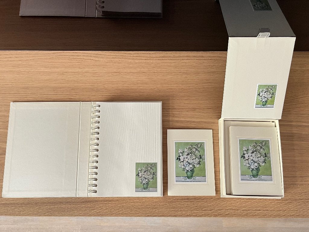 Notitieboek + 6x Luxe kaarten - Van Gogh - Vase of  Roses, Diversen, Ophalen of Verzenden, Zo goed als nieuw, A5