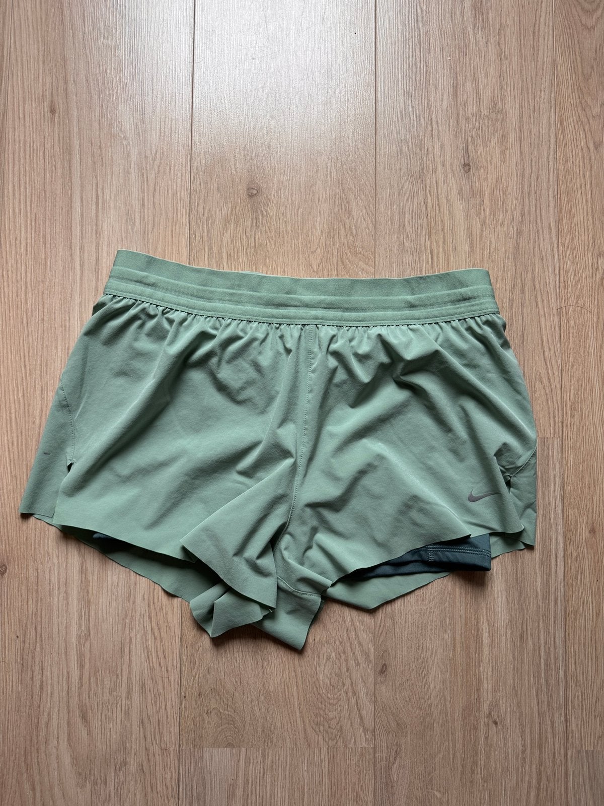nike hardloop short swift mint groen, Maat 38/40 (M), Ophalen of Verzenden, Zo goed als nieuw, Hardlopen of Fietsen