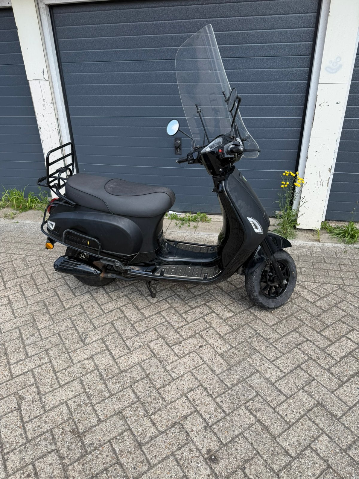 Riva scooter bromscooter 2022 la souris rl-50 riva, Ophalen of Verzenden, Zo goed als nieuw, Benzine