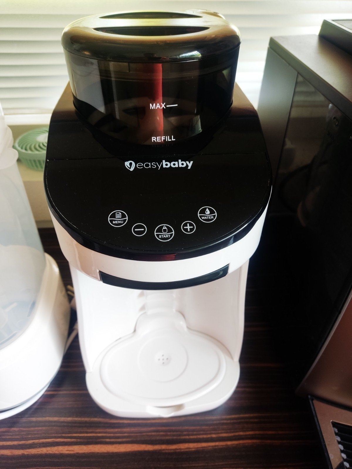Easybaby Milk Maker: Automatisch Flessenvoedingapparaat, Ophalen of Verzenden, Zo goed als nieuw
