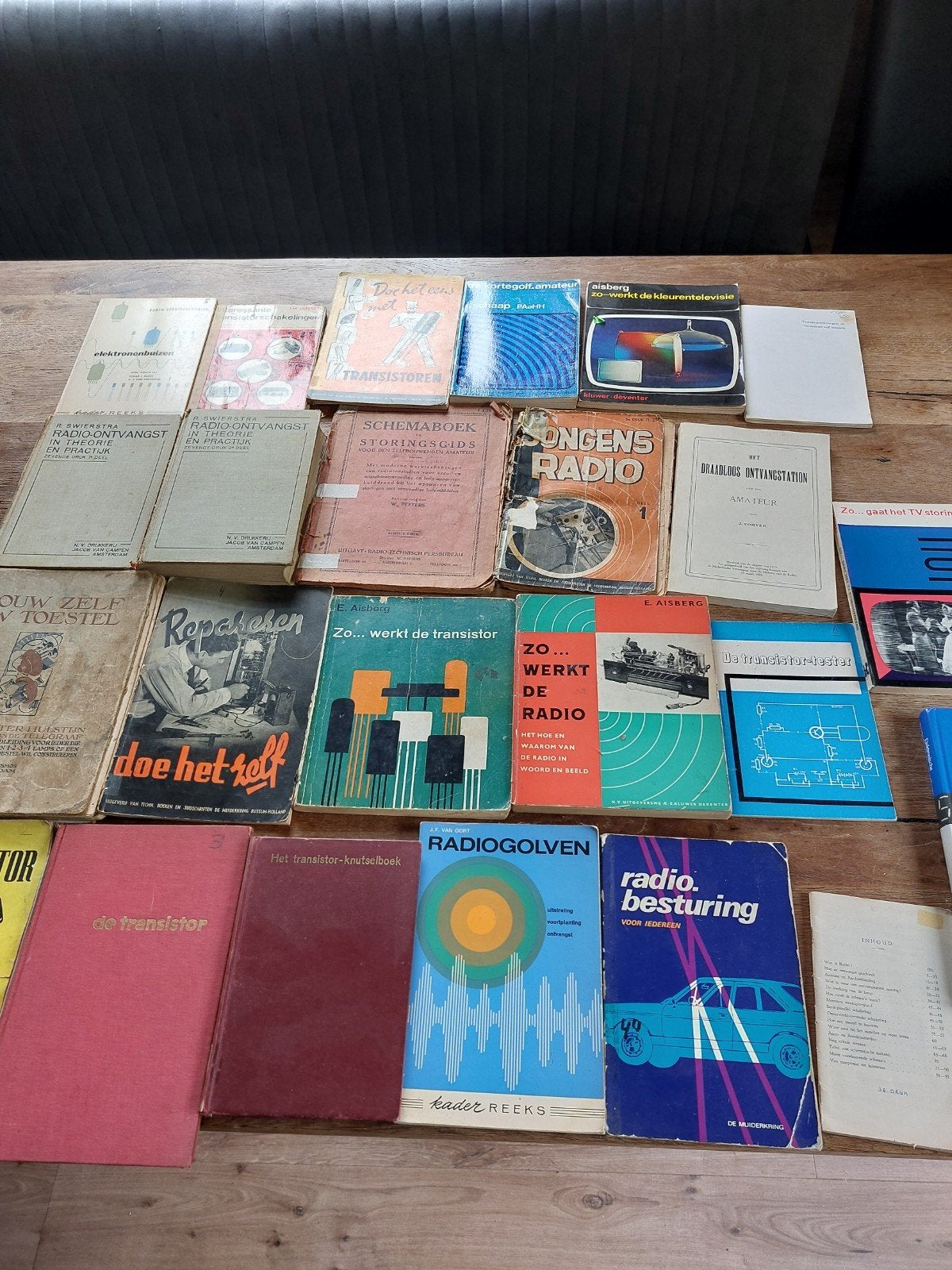 partij radio boeken 24x, Ophalen of Verzenden, Audio en Video