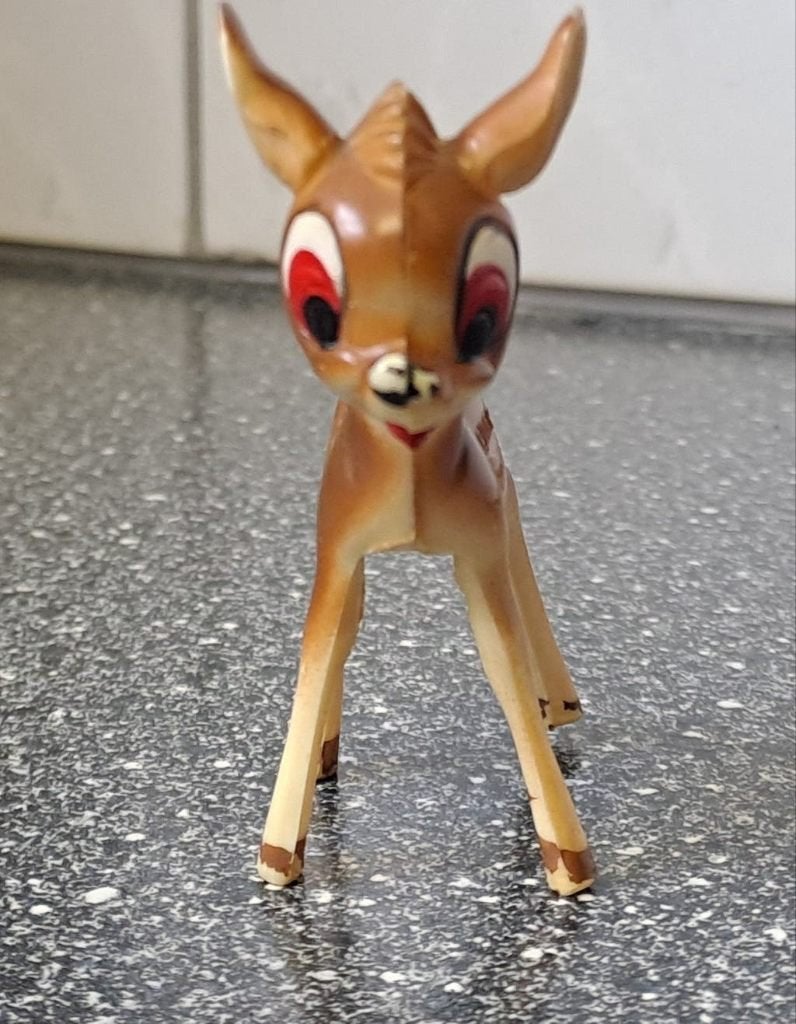 Schattig vintage bambi figuurtje, gemerkt, Verzamelen, Beeldje of Figuurtje, Onbekend, Ophalen of Verzenden, Zo goed als nieuw