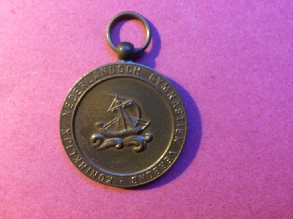 medaille wandeltocht Kon Ned. Gymnastiekverbond 19367, Postzegels en Munten, Penningen en Medailles, Ophalen of Verzenden, Brons