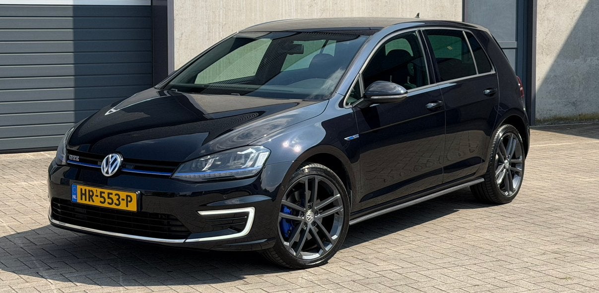 Volkswagen Golf 7 GTE 2015 | NAP | Trekhaak | CarPlay, 4 cilinders, Zwart, 1395 cc, 1499 kg