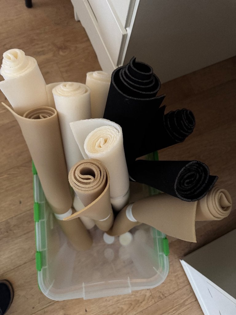 Padding foam lingerie 10 stuks – zwart wit huidskleur, Overige materialen, Meerkleurig, Nieuw, Ophalen of Verzenden
