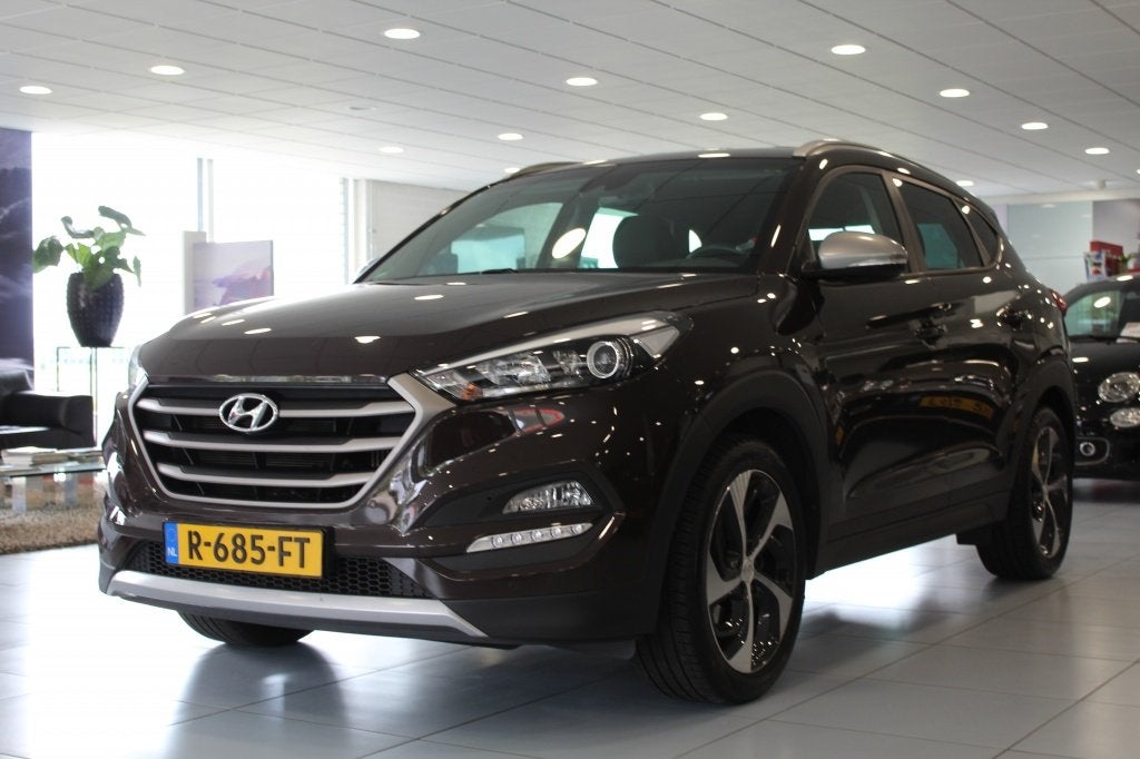 Hyundai Tucson 1.6 T-GDi Comf. 4WD/CAMERA/CRUISE/TREKHAAK, Auto's, Dealer onderhouden, Stof, Gebruikt, 4 cilinders