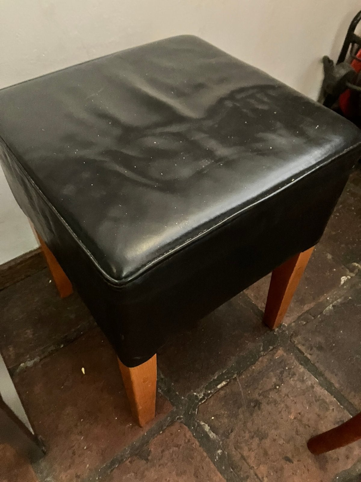 4 krukjes zwart kersenhouten poten, Ophalen, Gebruikt, Vierkant, Minder dan 50 cm