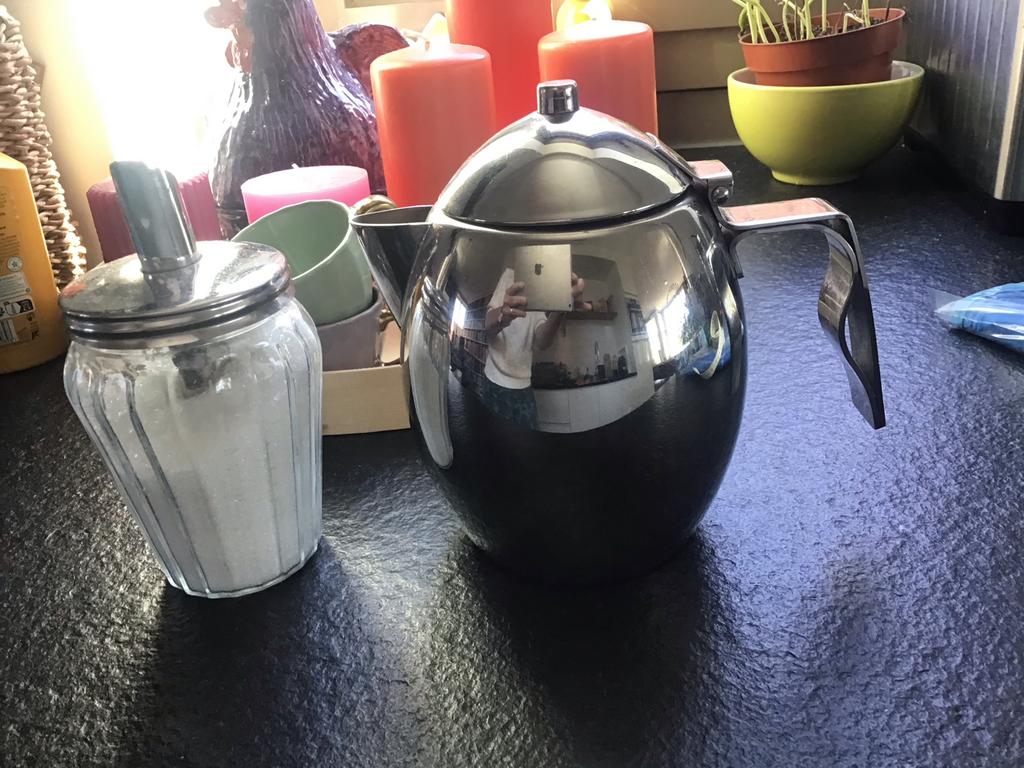 Zilverkleurig theepotje - HEMA collectie, Theepot/fluitketel, Zilver, Ophalen of Verzenden, Zo goed als nieuw