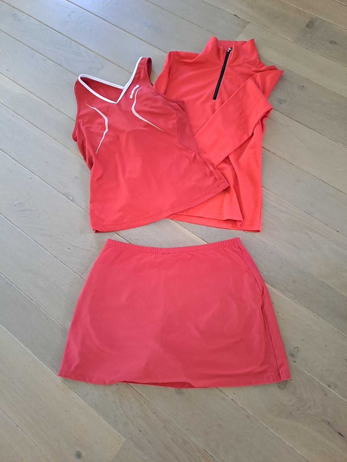 Babolat tennis set: top, shirt en rokje - Maat M, Kleding | Dames, Sportkleding, Maat 38/40 (M), Ophalen of Verzenden, Zo goed als nieuw