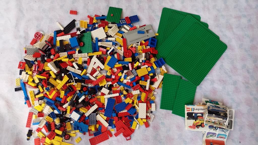 Partij vintage Lego jaren 70 met boekjes en bouwplaten, Kinderen en Baby's, Speelgoed | Duplo en Lego, Gebruikt, Lego, Ophalen of Verzenden