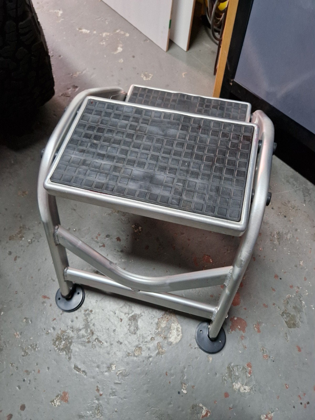Haba Darwin aluminium dubbele opstap, Ophalen, Gebruikt