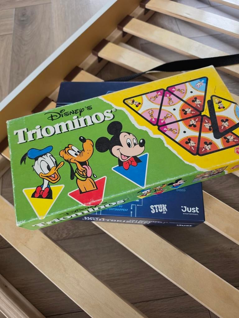 Disney Triominos & Junior Scrabble - Leuke Spelletjes Bundel, Drie of vier spelers, Ophalen of Verzenden, Gebruikt, Jumbo