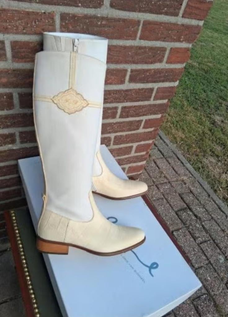 Dames laarzen Floris Van Bommel Mt37, Kleding | Dames, Schoenen, Hoge laarzen, Beige, Floris van Bommel, Nieuw