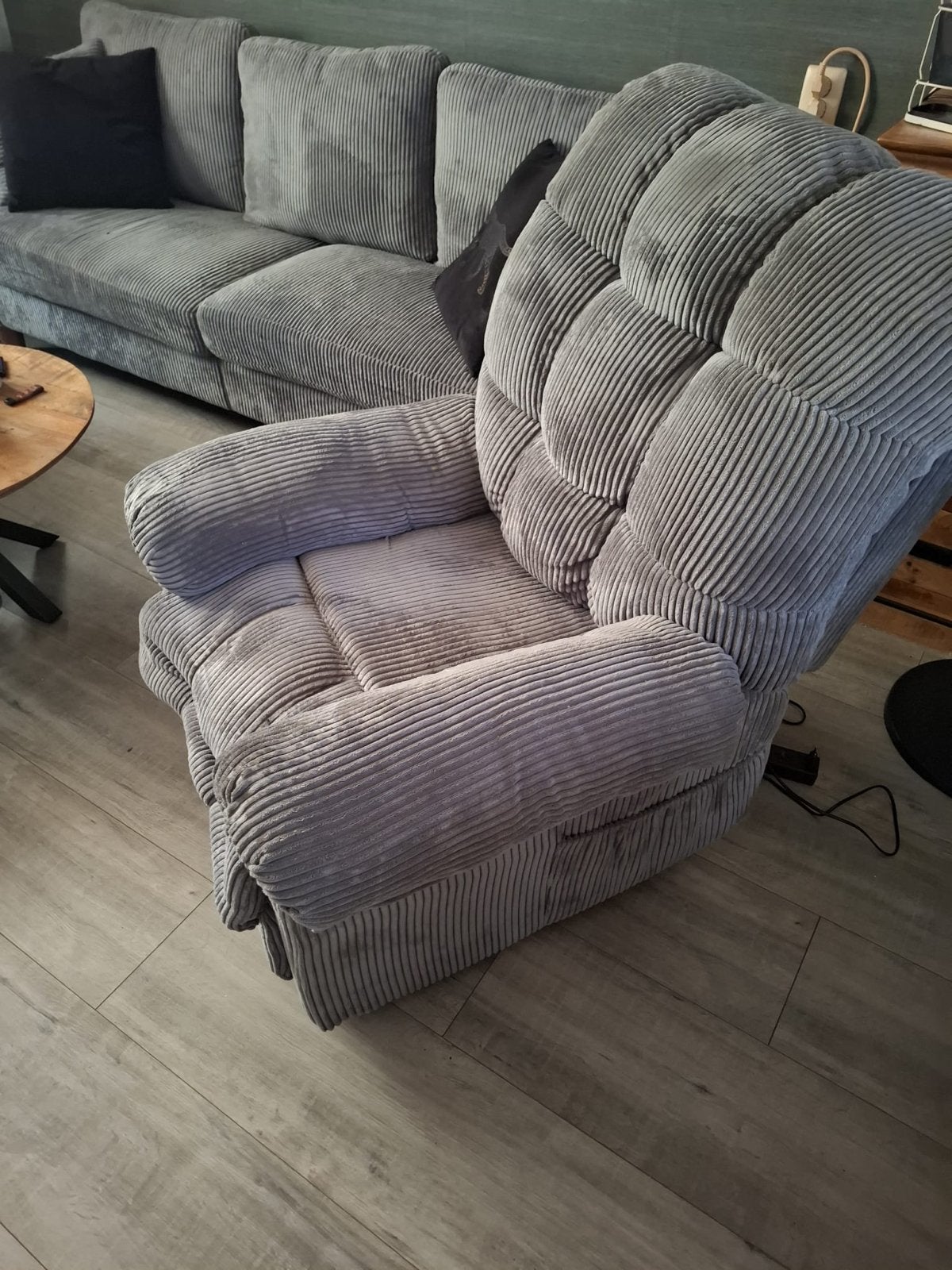 Comfortabele relaxfauteuil - Grijs ribstof, Ophalen of Verzenden, Gebruikt, Stof, 75 tot 100 cm