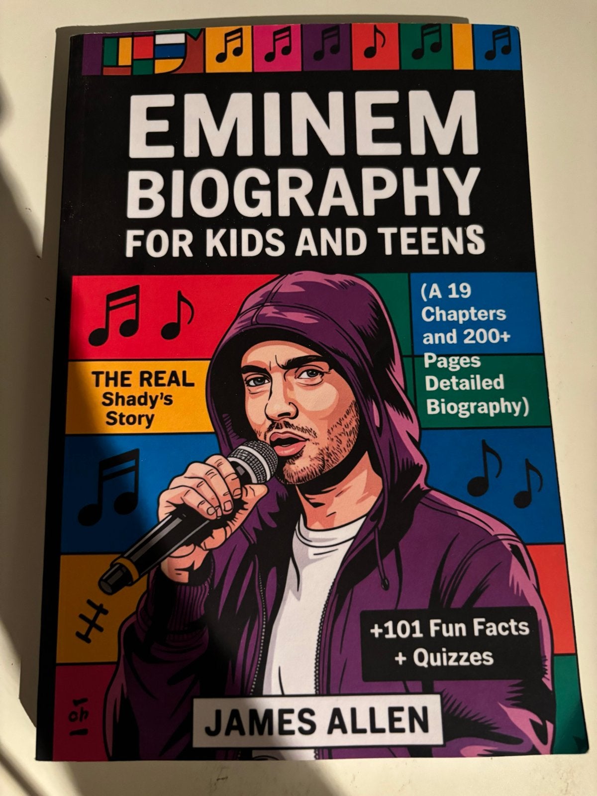 Eminem Biografie voor Kinderen en Tieners - James Allen, Ophalen of Verzenden, Zo goed als nieuw, Non-fictie