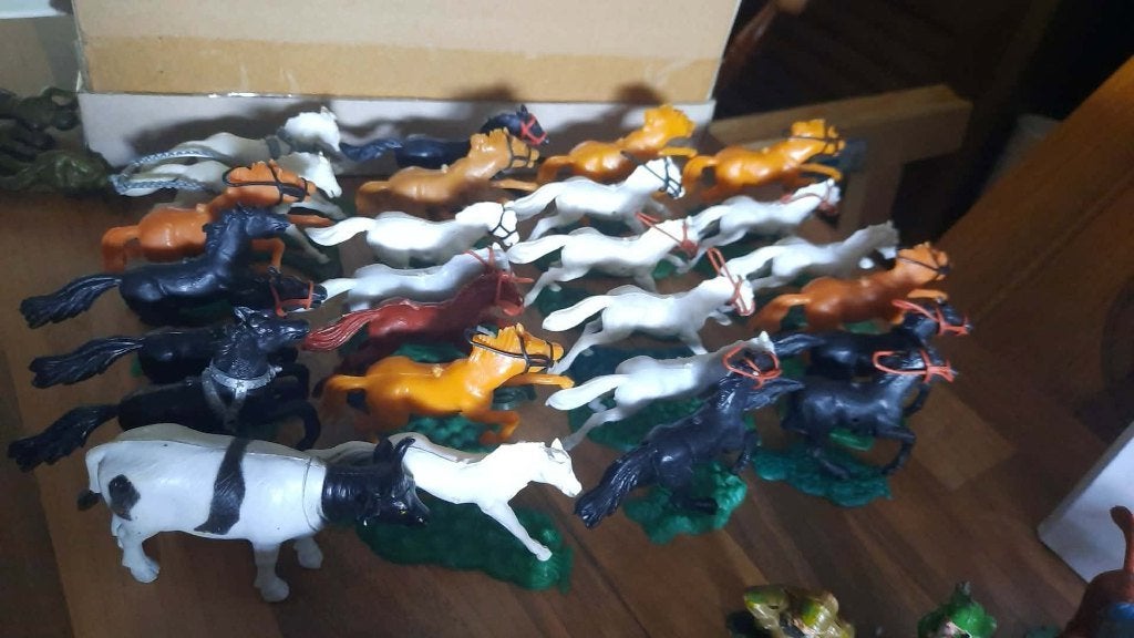 timpo al dan niet kudde paarden, Ophalen of Verzenden
