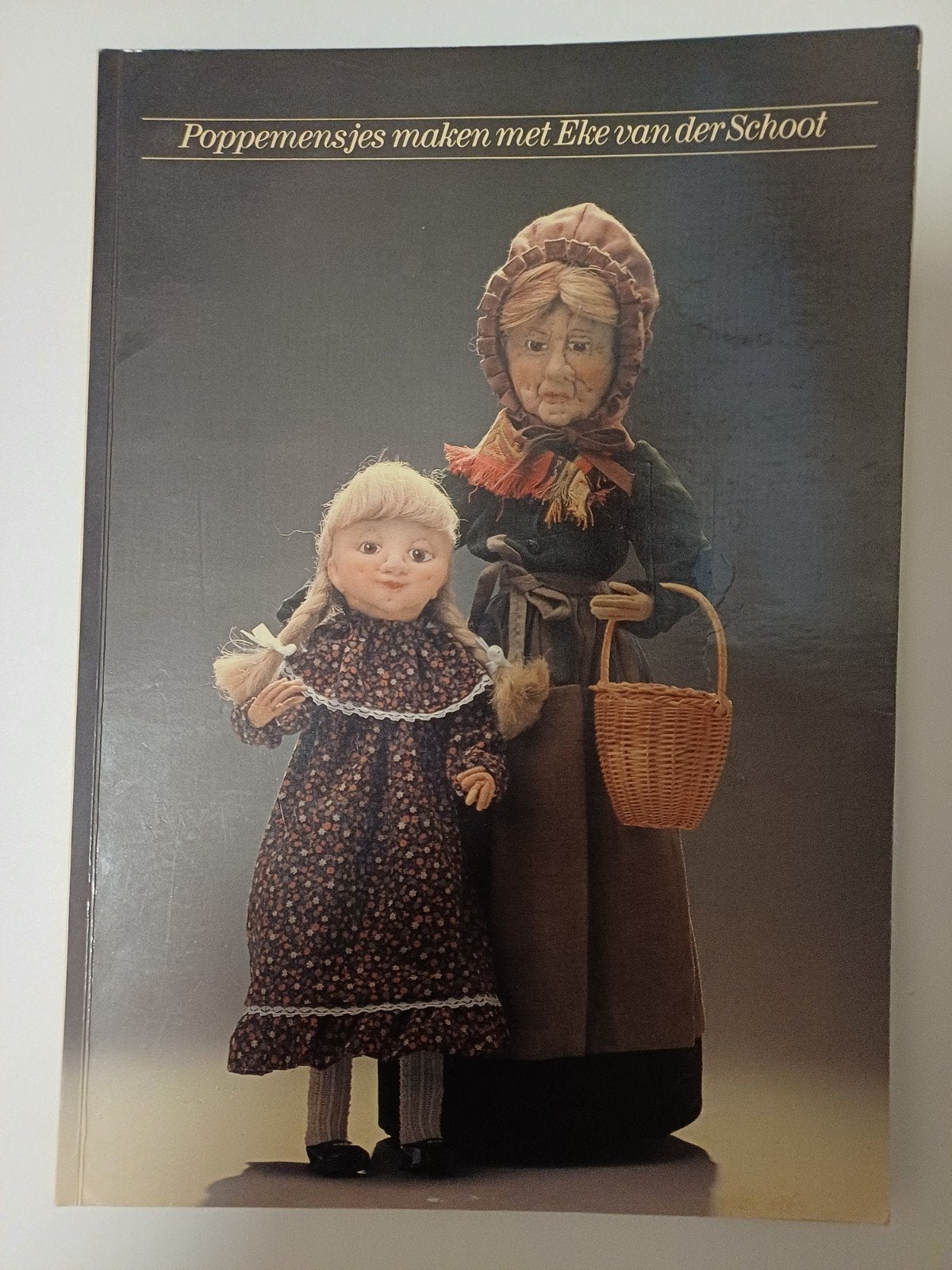 Poppenmeisjes maken met Elke van der Schoot, Ophalen of Verzenden