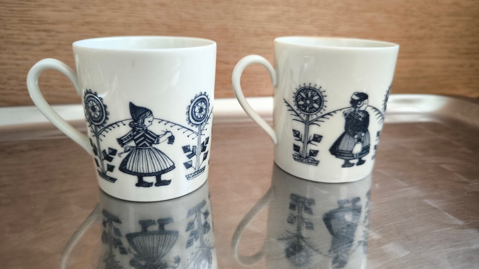 Vintage Weiden Bavaria porseleinen bekers 2 stuks, Huis en Inrichting, Keuken | Servies, Ophalen of Verzenden, Zo goed als nieuw