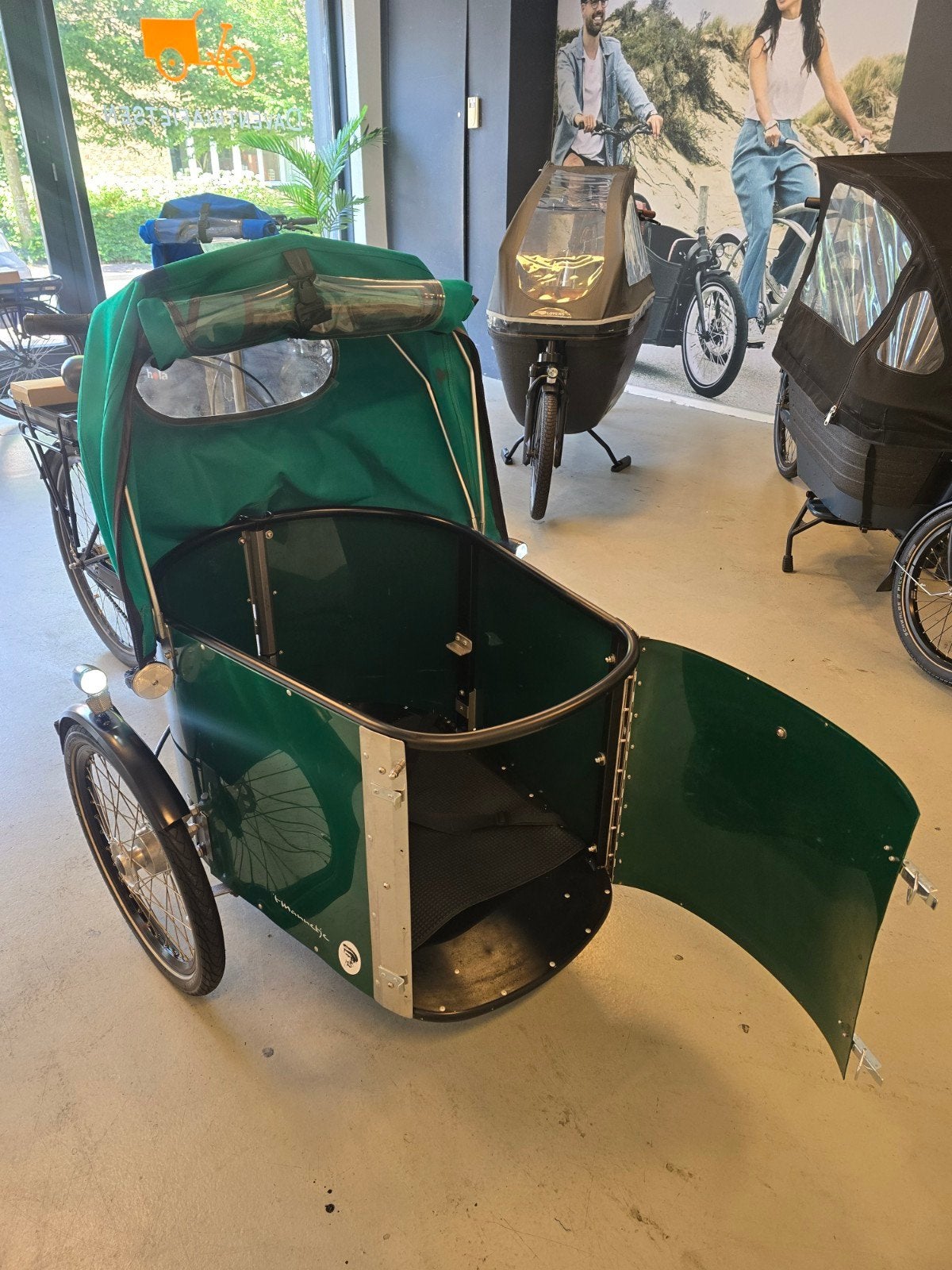 Elektrische Nihola Dog middenmotor met deur VOLLE GARANTIE🥇, Fietsen en Brommers, Fietsen | Bakfietsen, Ophalen of Verzenden