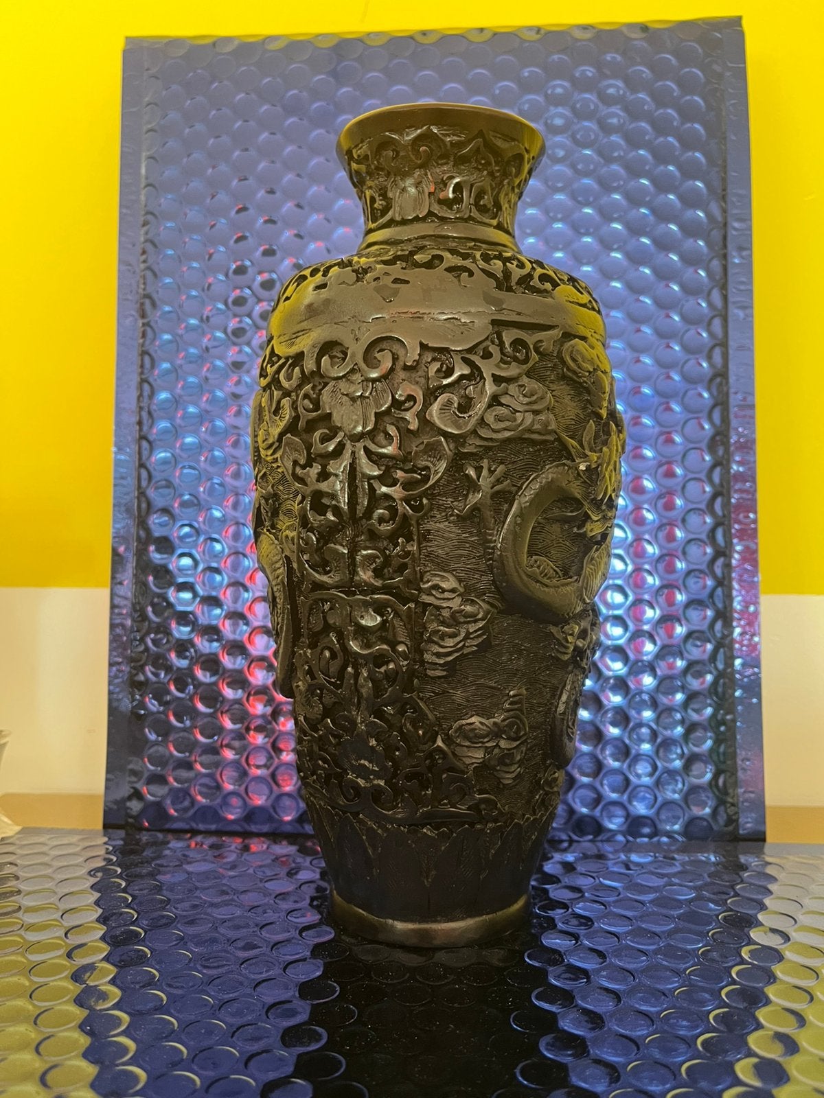 VTG. — CHINESE VAAS. — CINNABAR., Antiek en Kunst, Ophalen of Verzenden