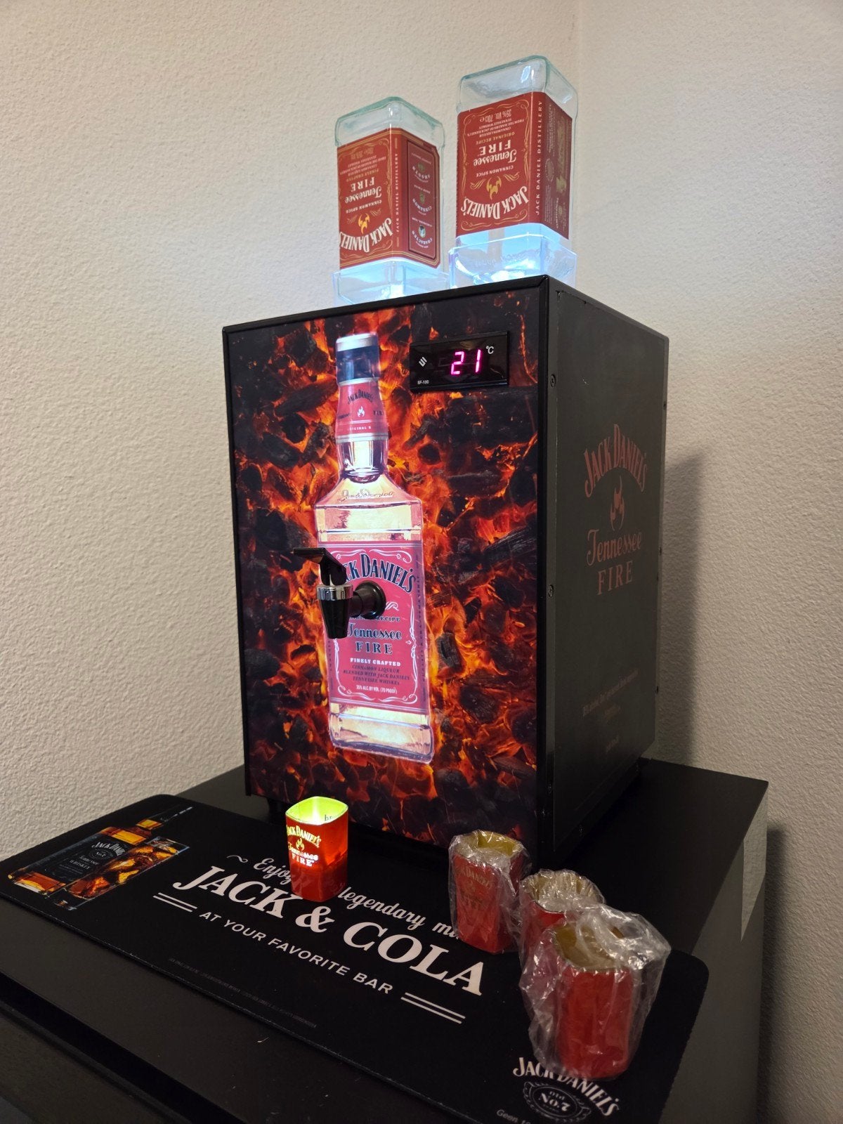 Jack Daniel's Tennessee Fire tap met Koeling, Ophalen, Gebruikt