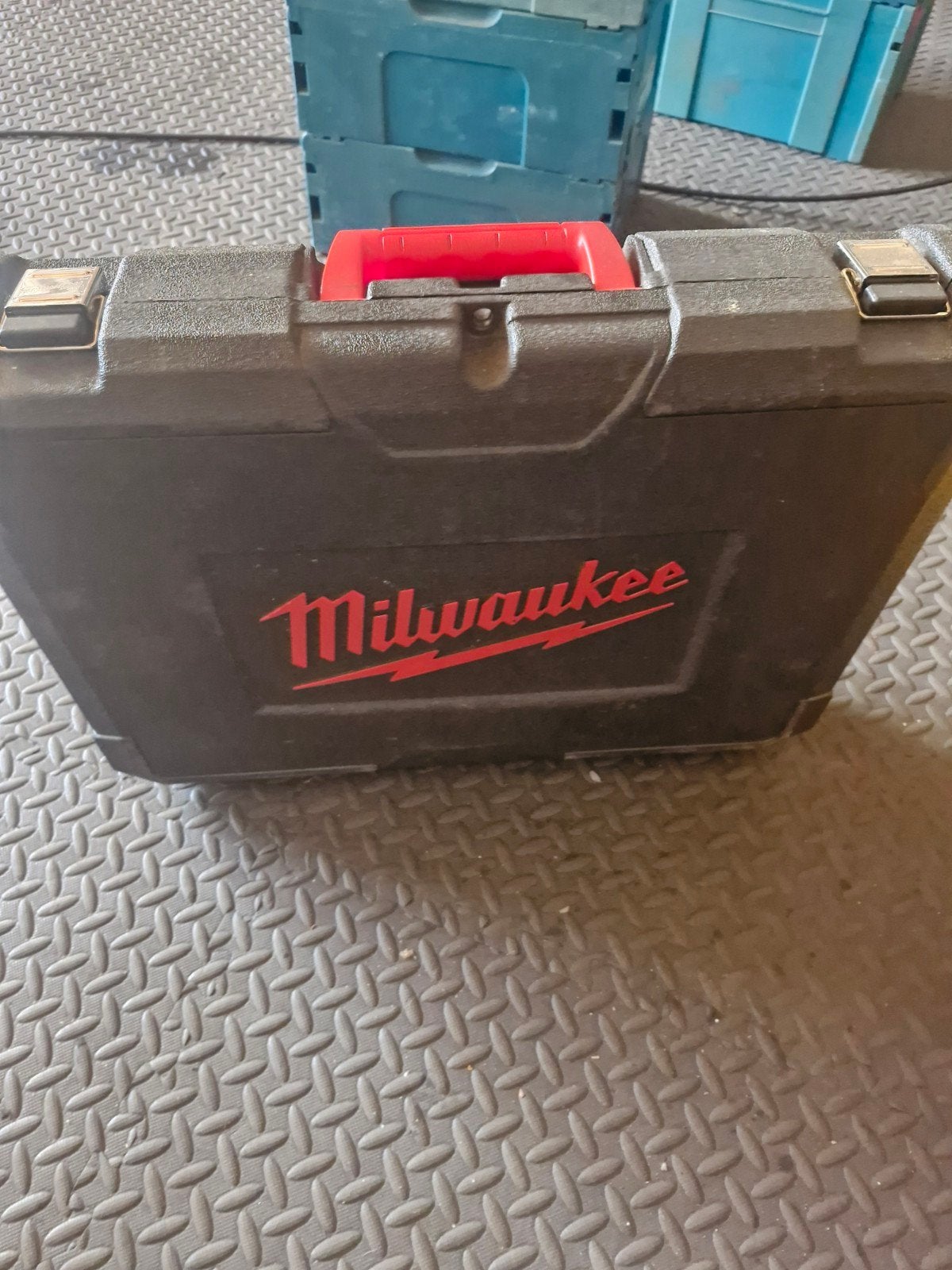Milwaukee M12 DE-151C Boorstofafzuiging, Ophalen, Zo goed als nieuw, Minder dan 400 watt, Overige typen