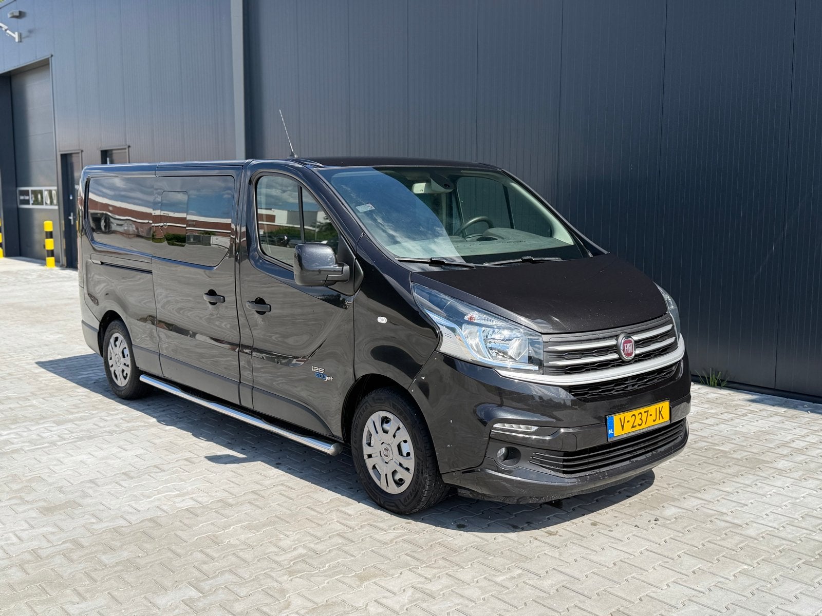 Fiat Talento DC 1.6 Multijet 92KW 2017, Auto's, Bestelauto's, Voorwielaandrijving, Euro 6, 4 cilinders, Zwart