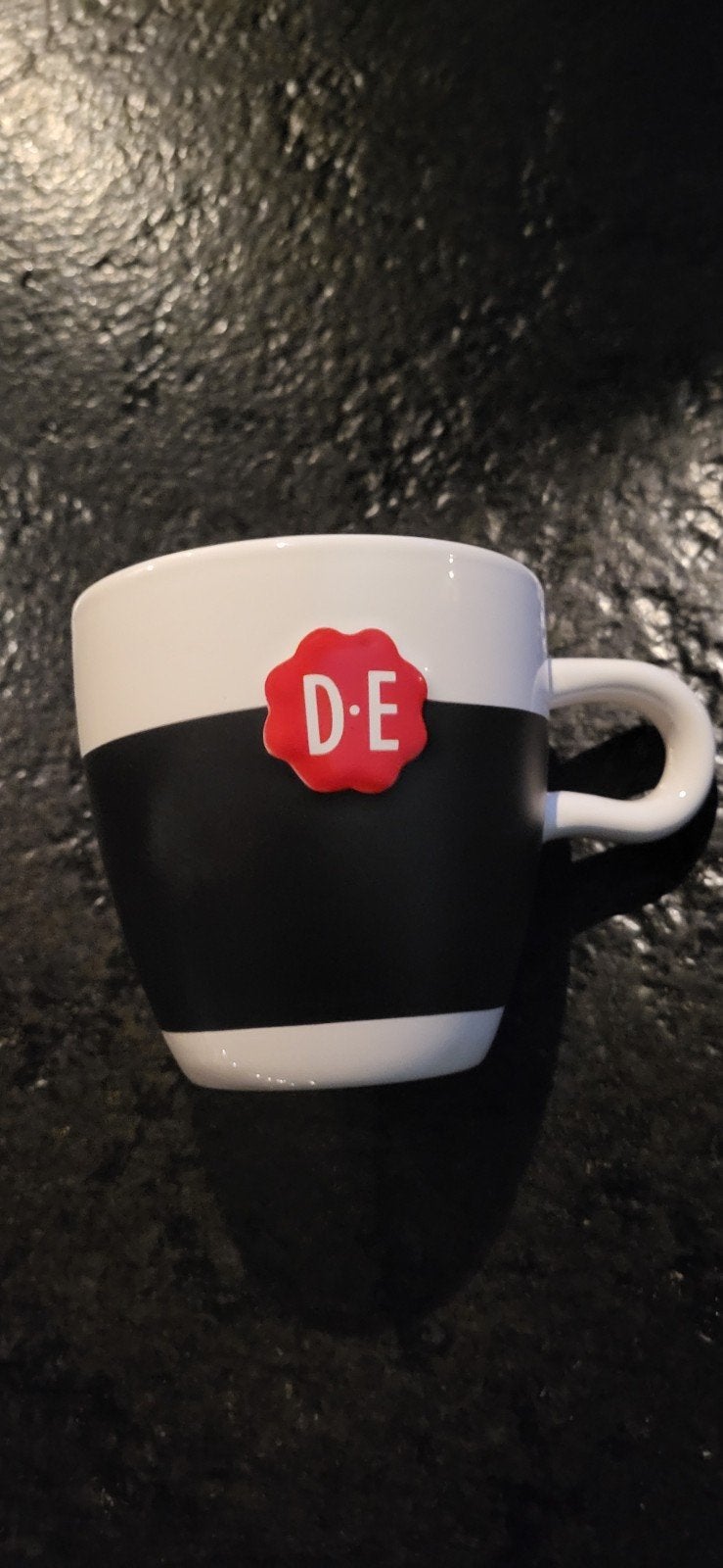 Douwe Egberts DE Mok - Zwart/Wit met Rood Logo, Ophalen of Verzenden, Nieuw