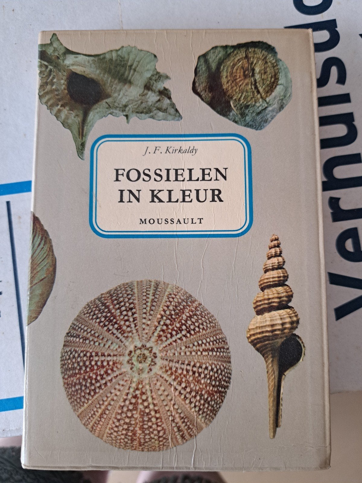 Fossielen in kleur, Ophalen, Fossiel