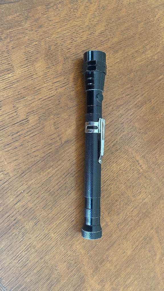 Uitschuifbare zaklamp met magneet en flexibele kop, Ophalen of Verzenden, Gebruikt, Batterij